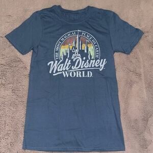 Walt Disney World T-shirt “Most Magical Place on Earth” size small